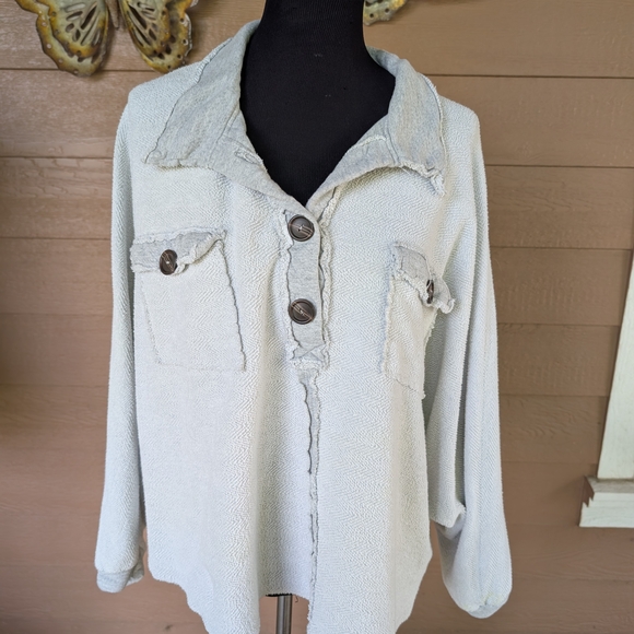 BUCKETLIST Heather Gray Knit Reversed Sweatshirt Top - Picture 1 of 5